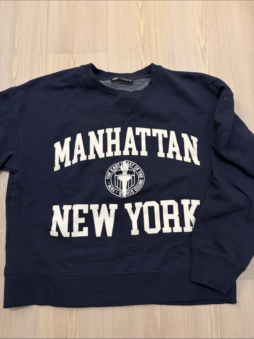 Zara Navy Crewneck Sweatshirt with White Manhattan New York Print